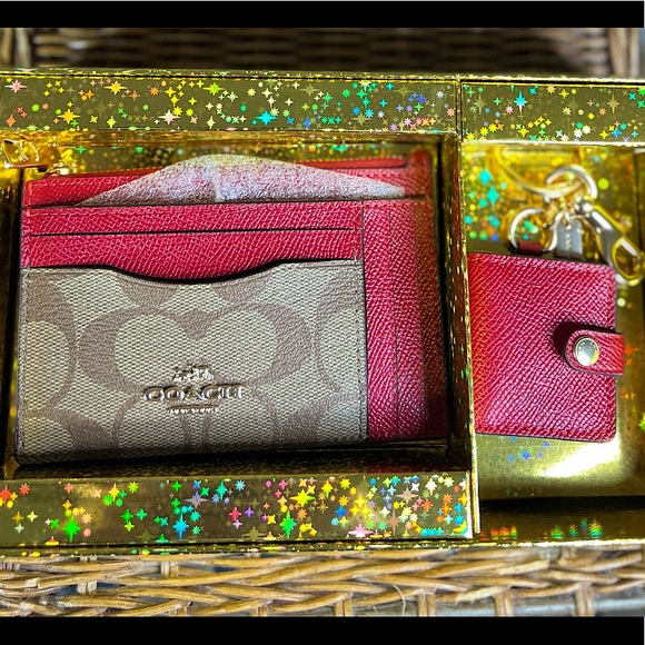 Coach Mini-ID Wallet and Keychain Set - Picture 6 of 7